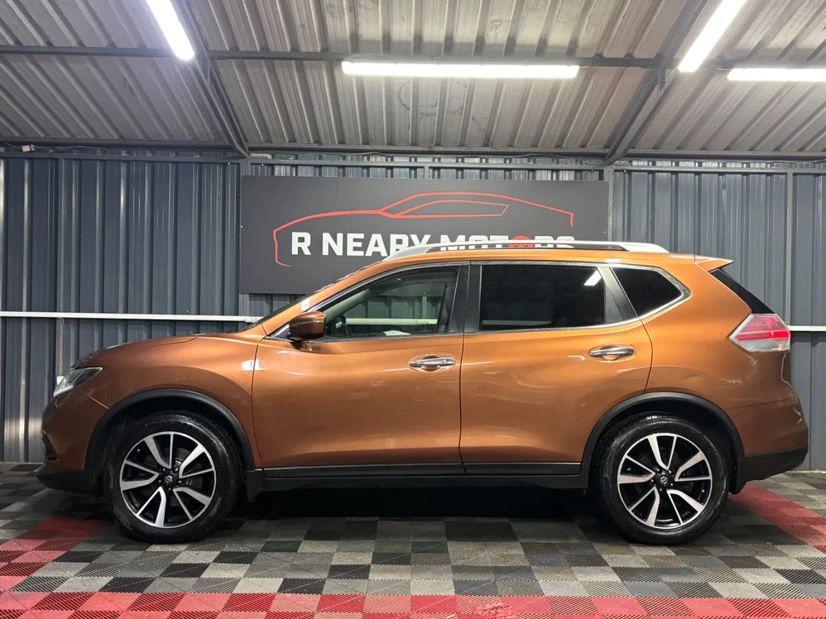 2016 Nissan X-Trail 1.6d SV 7 Seats Design Pack - Image 3