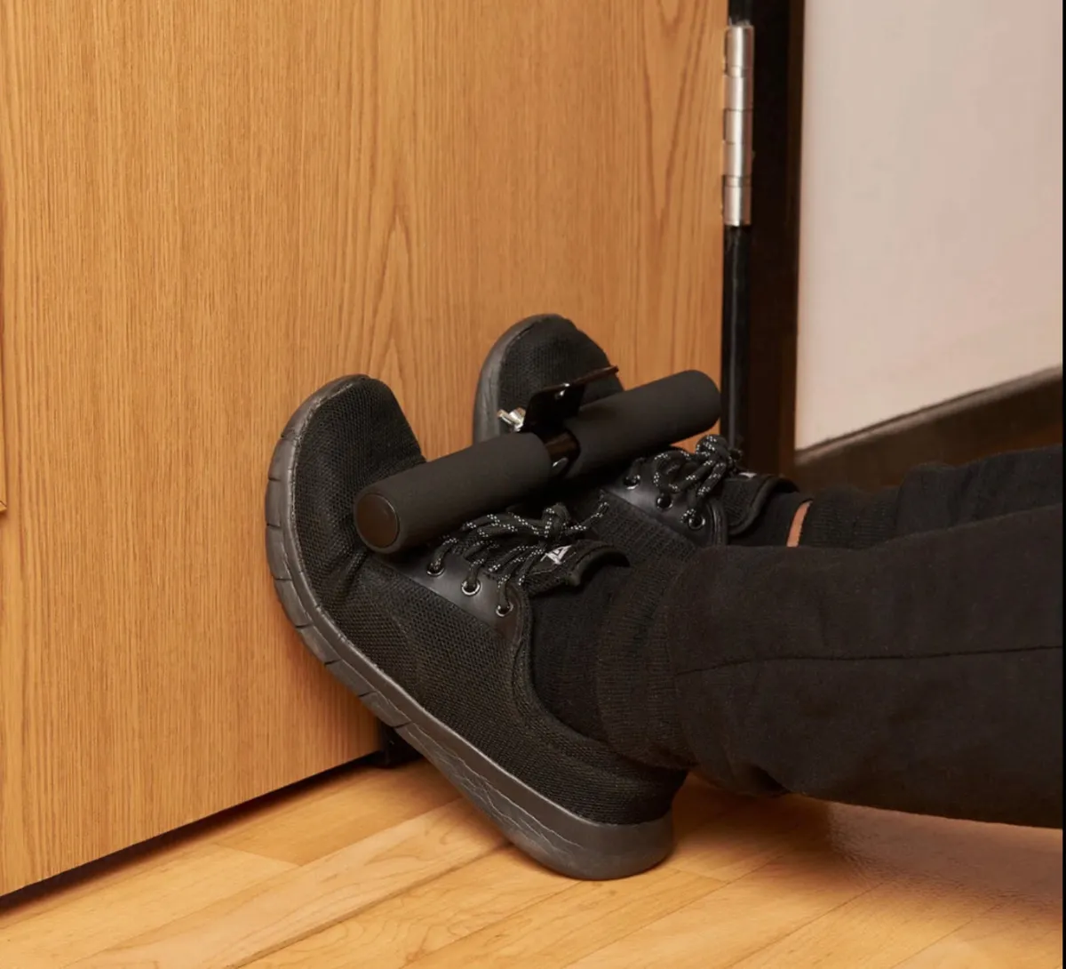 Under Door Sit Up Bar Home Gym Fitness NEW - Image 1