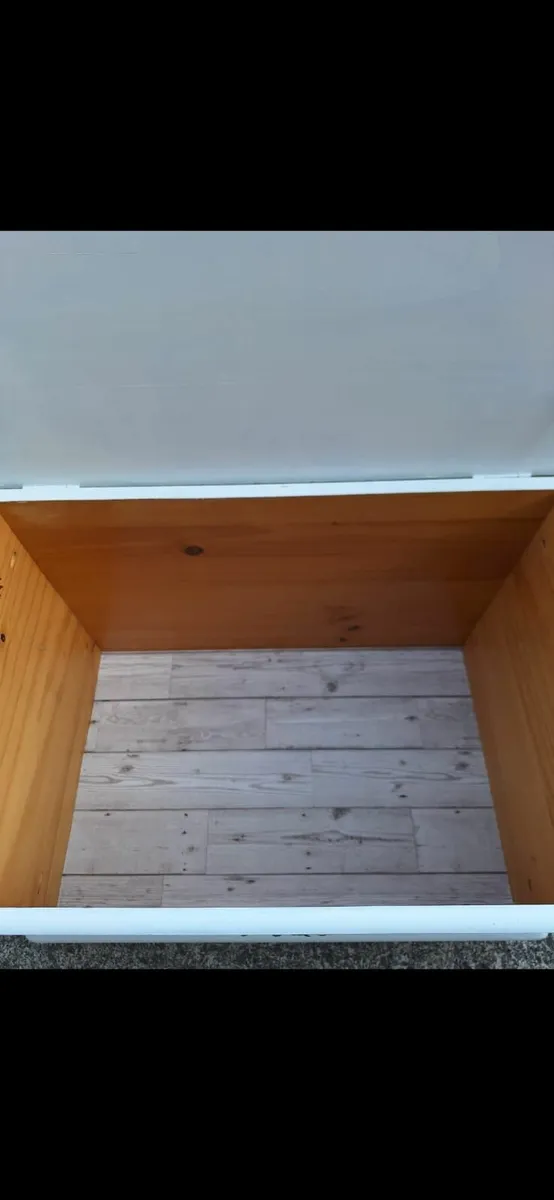 White blanket boxes x2 - Image 2