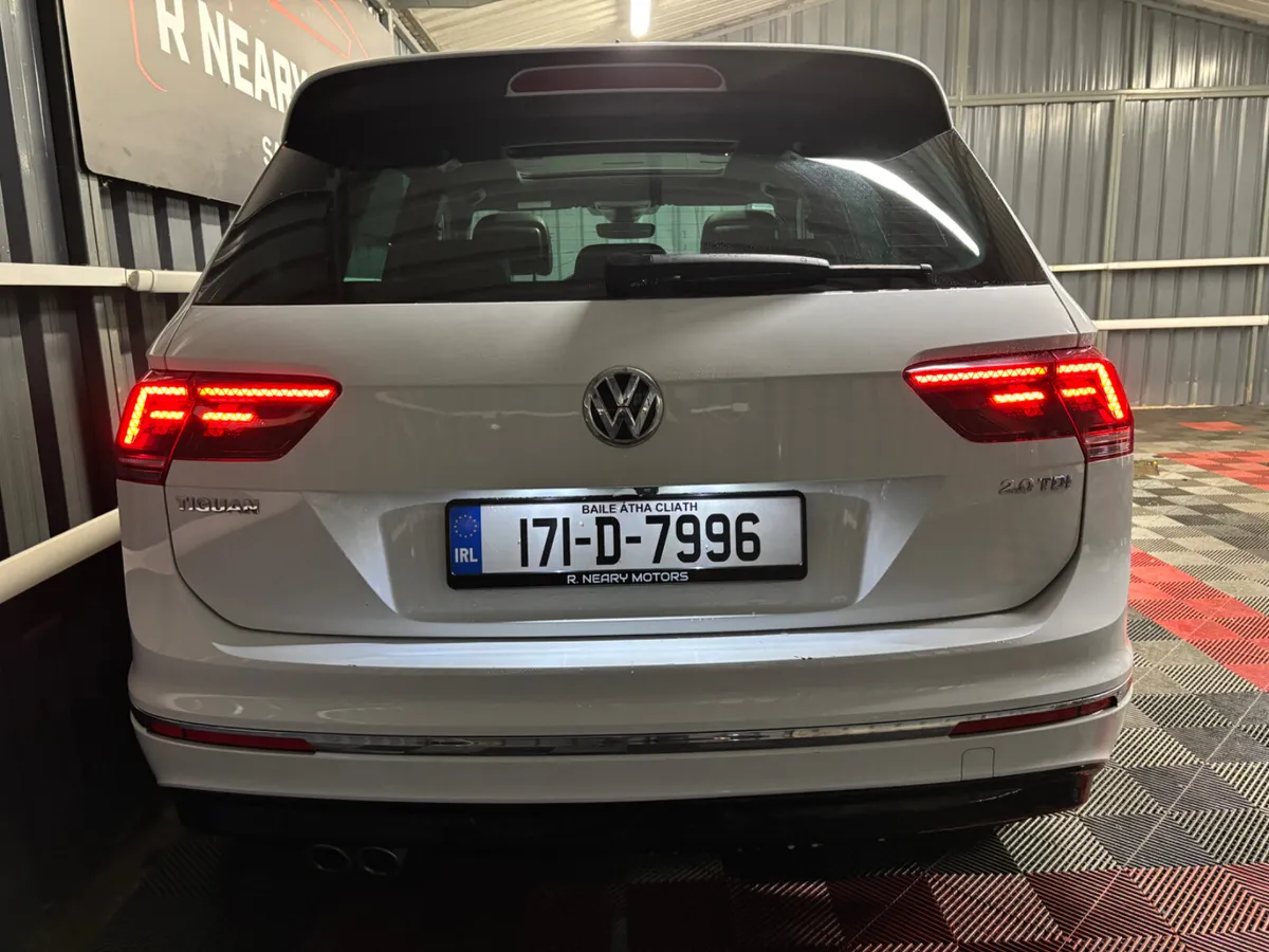 2017 Volkswagen Tiguan 2.0 TDI 150HP  Highline - Image 2