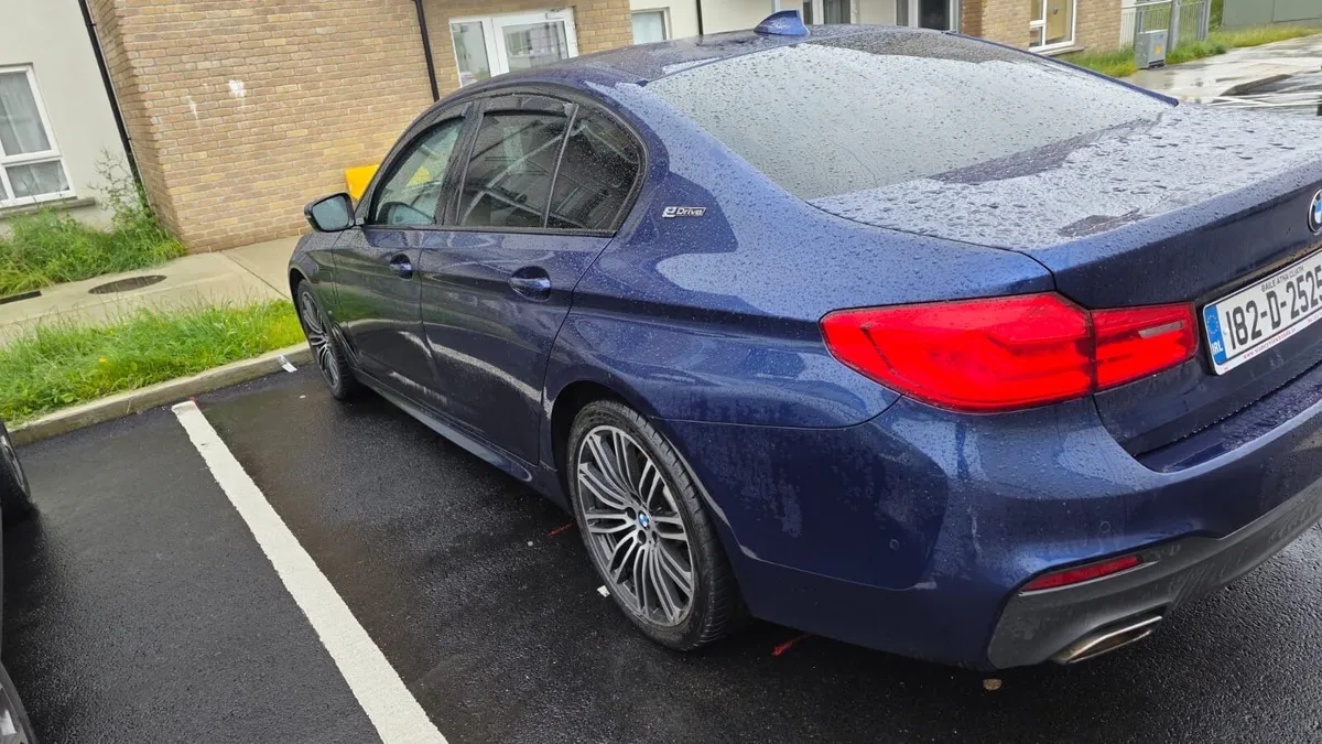 Bmw 530e - Image 3