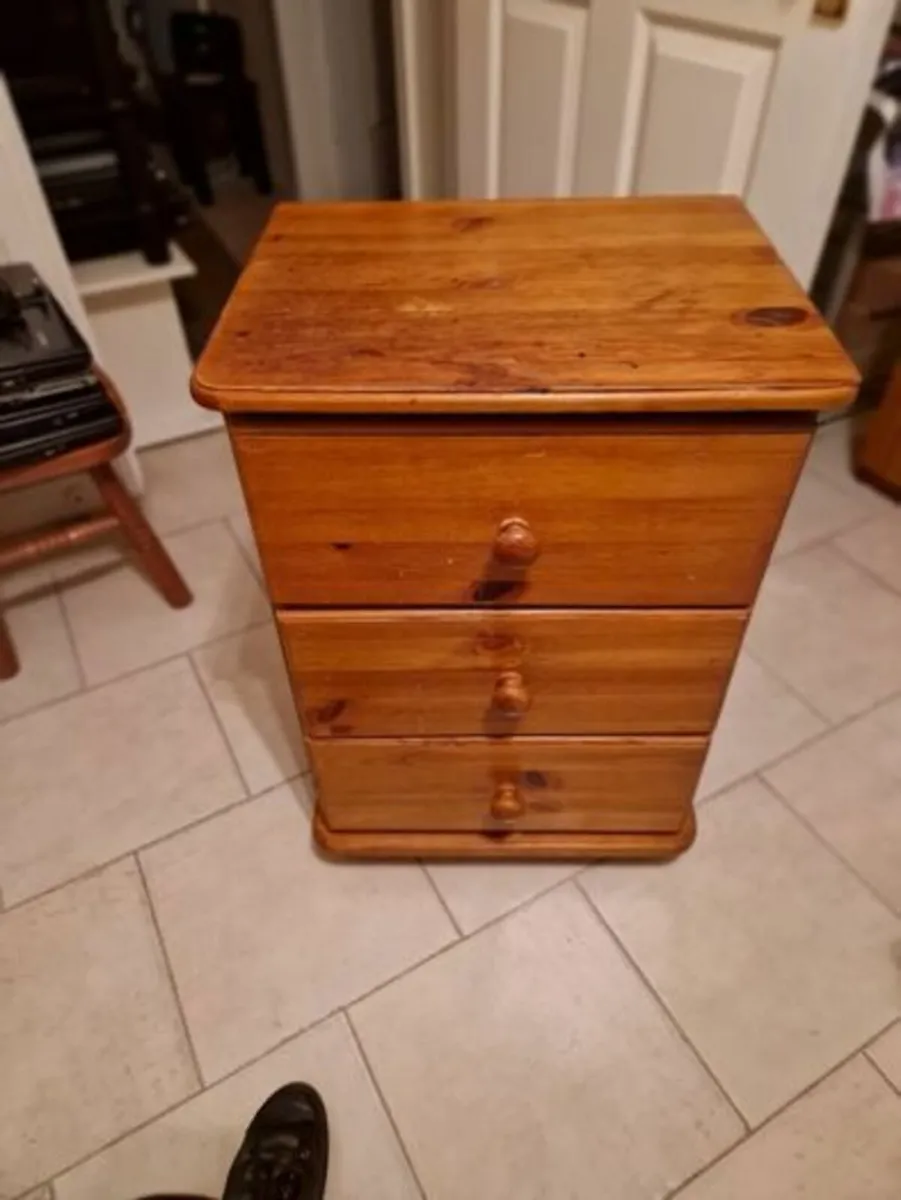 3 Drawer Pine Wooden Locker in Great Condition - Image 1