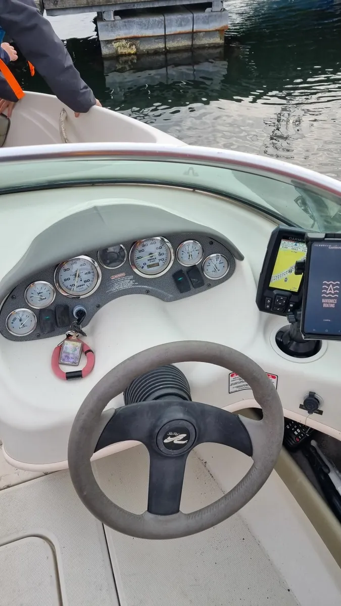 2004 Sea Ray 180 Sport - Image 3