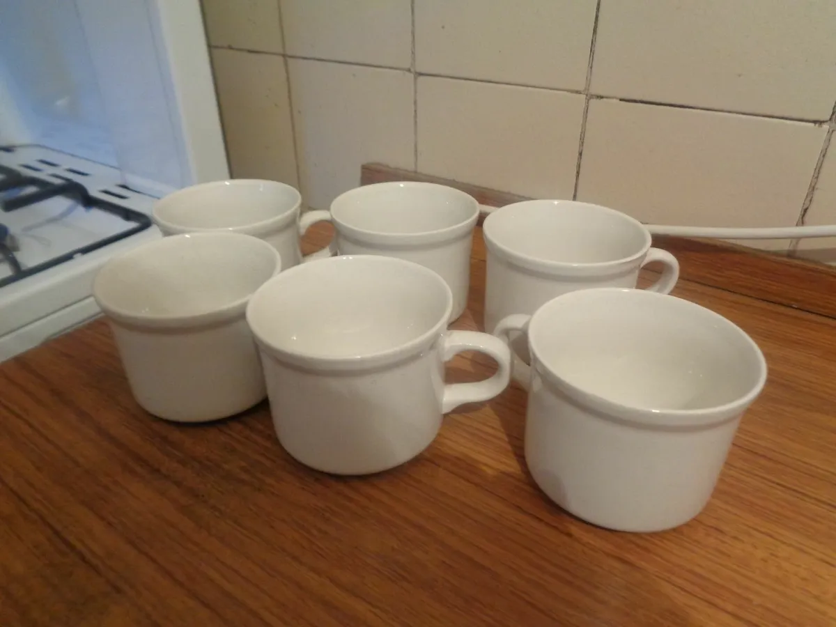 White Cups x 6 for Sale - Image 1