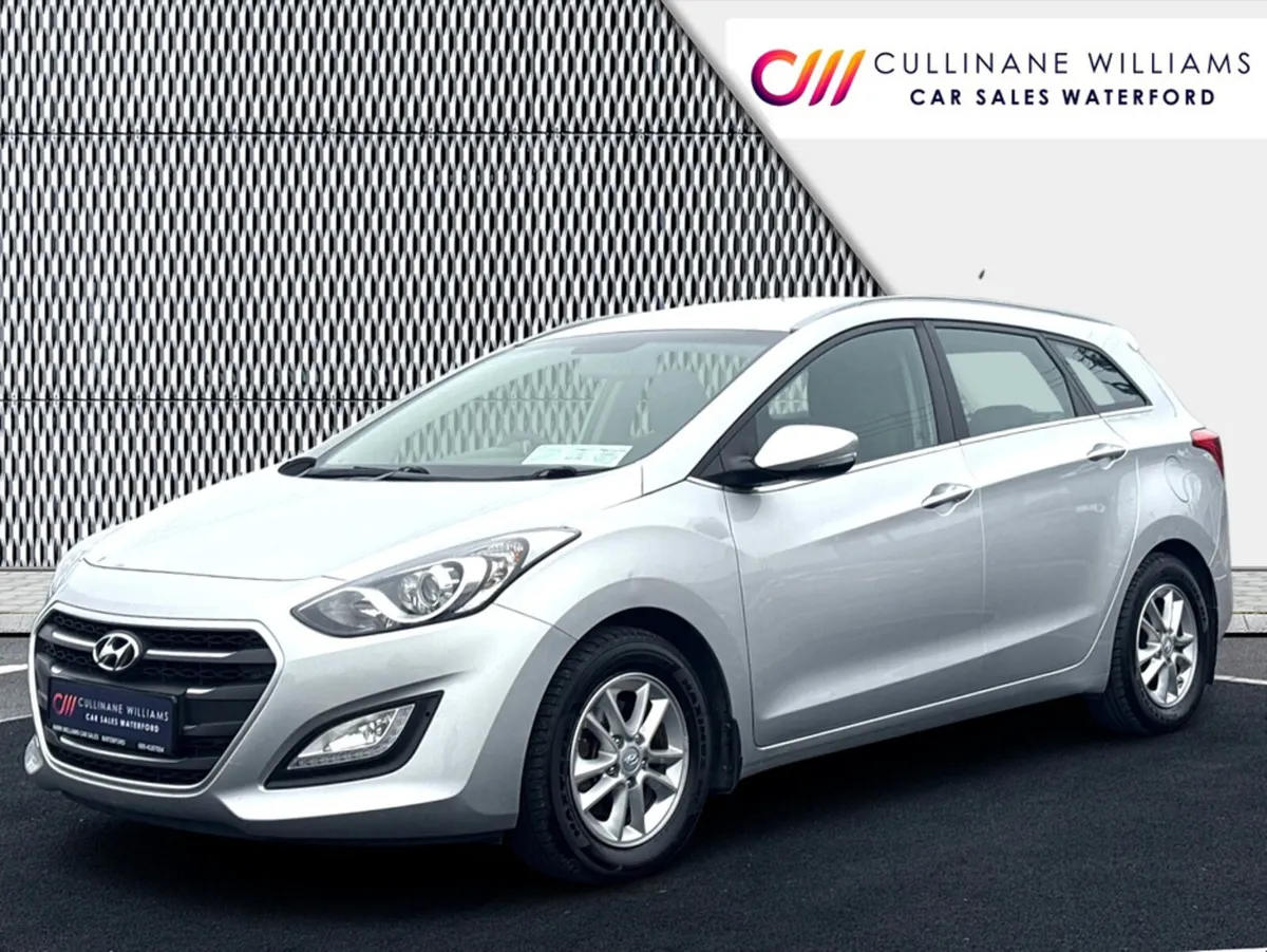 Hyundai i30 2017 SE NAV 1.6 CDRI €63 P/W WITH NO C - Image 3