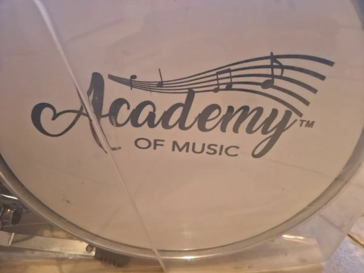 Complete Drum Set in New Condition - Image 4