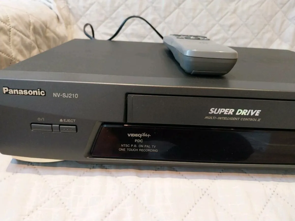 panasonic vhs player with remote - Image 4