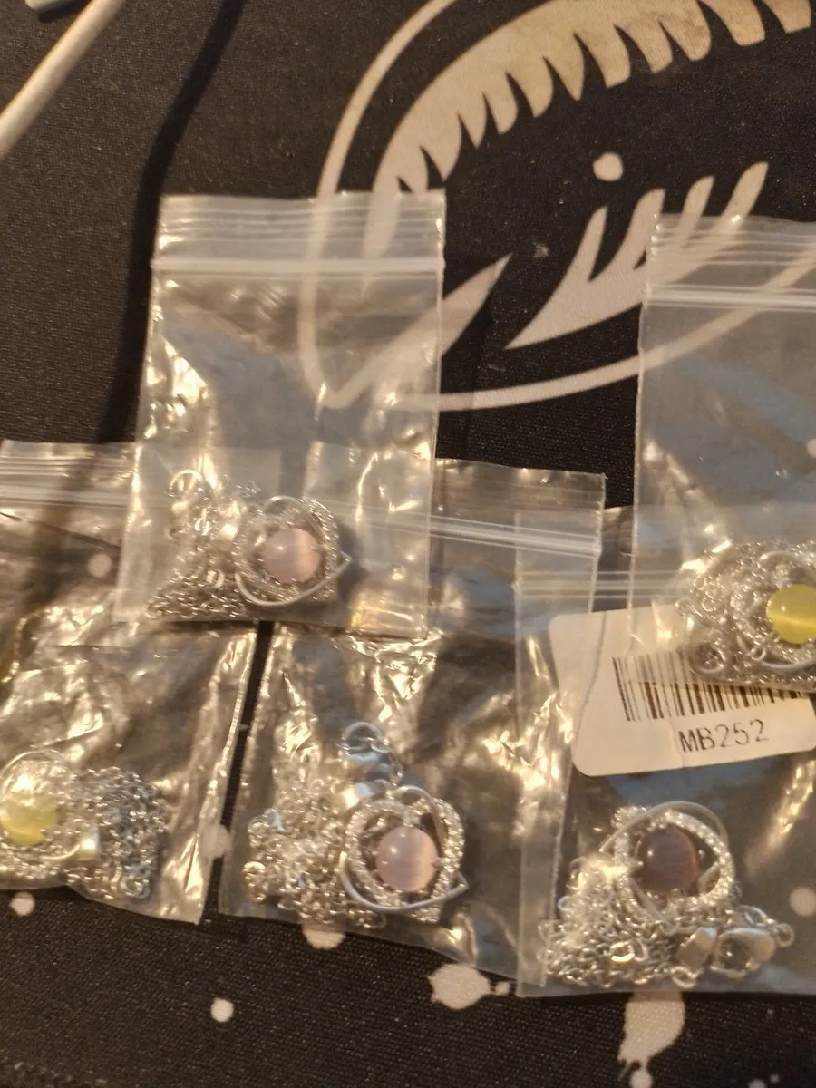 Costume Necklaces Job Lot of 11 - Image 3