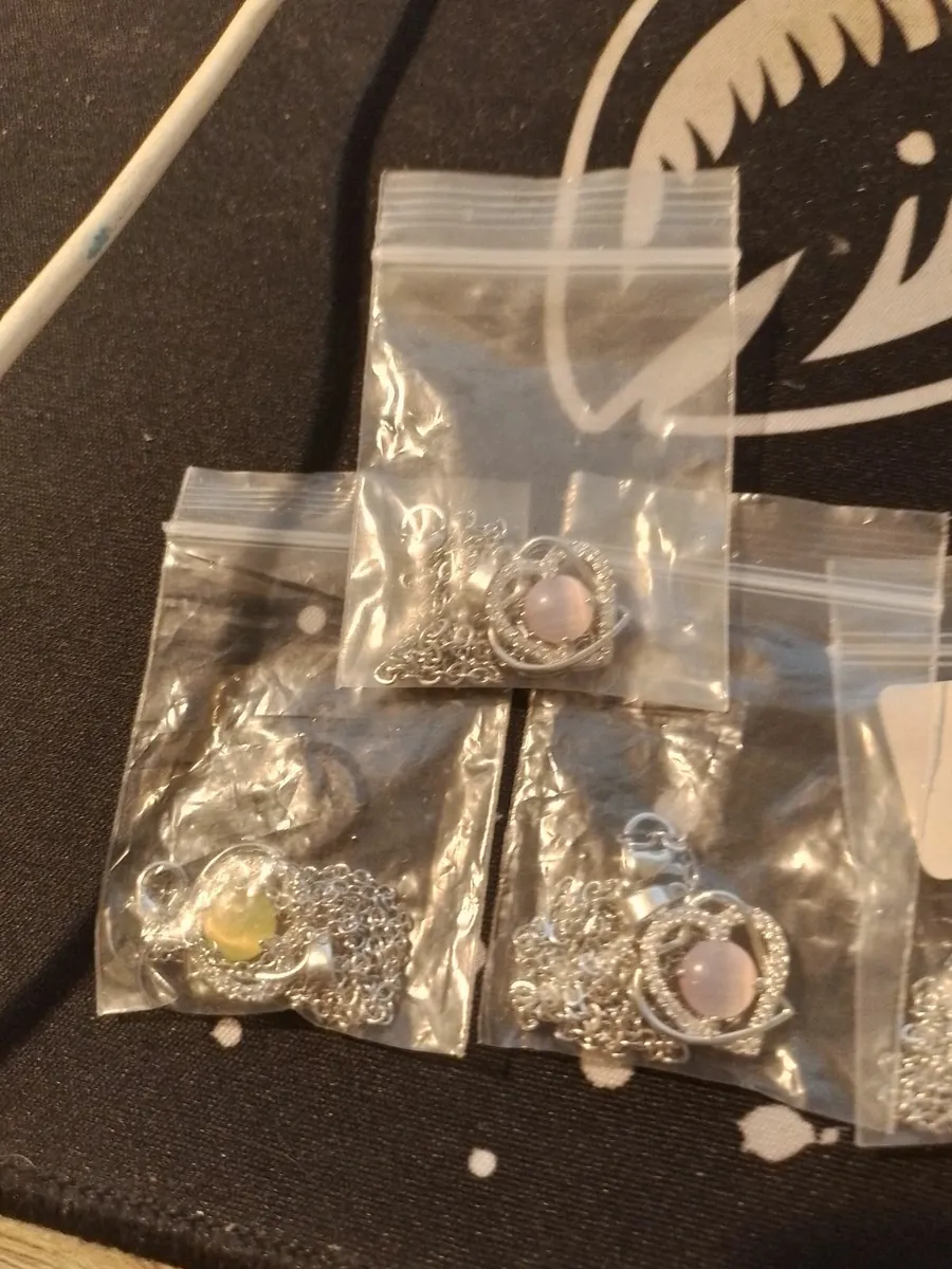 Costume Necklaces Job Lot of 11 - Image 4
