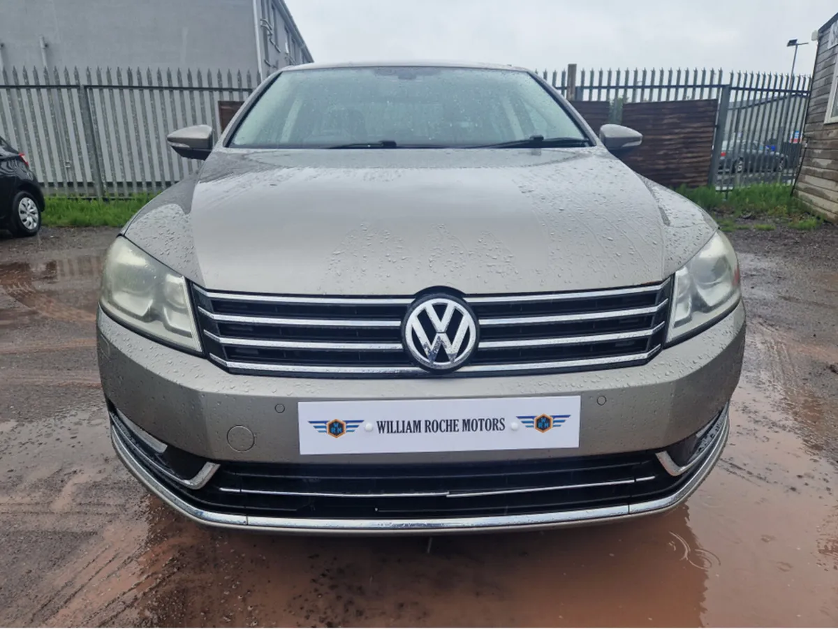 Volkswagen Passat 1.4 PETROL AUTO - Image 3