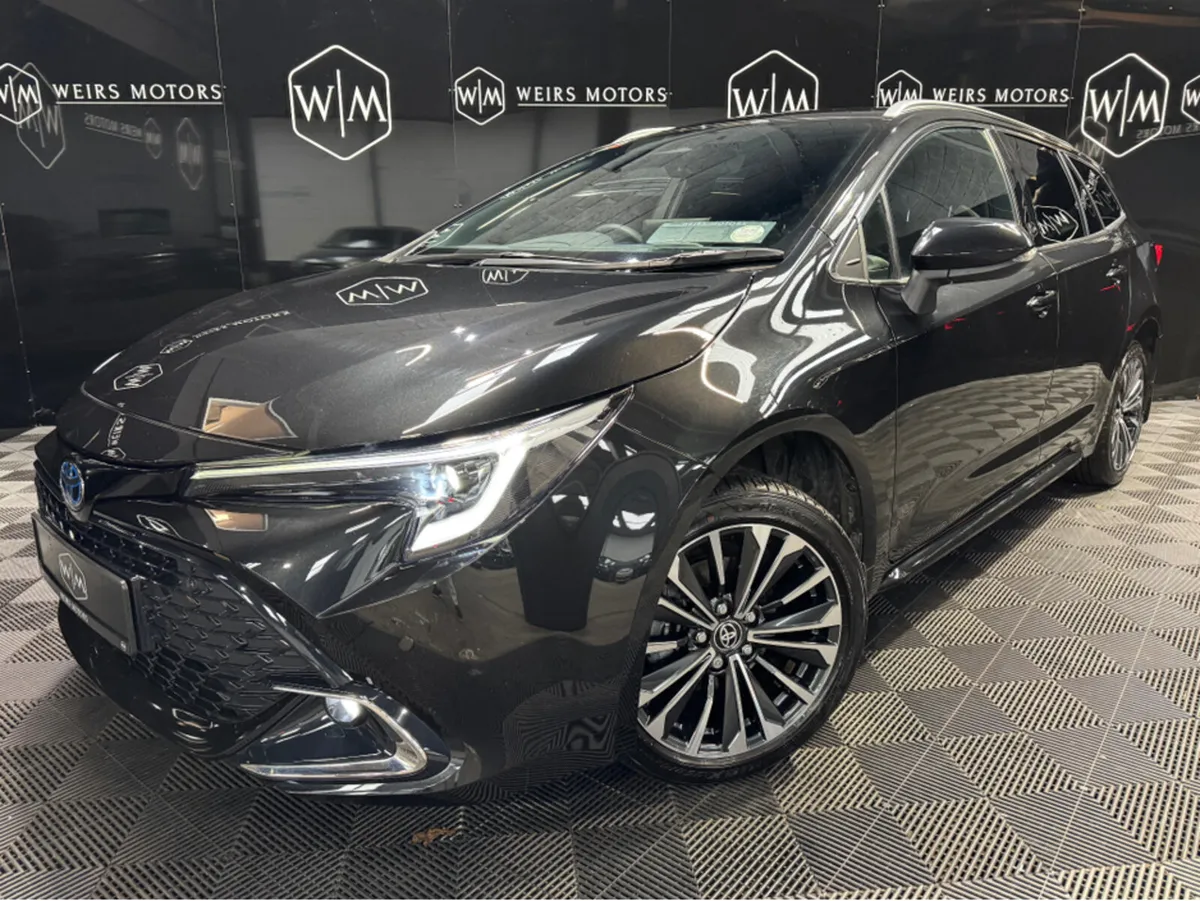 Toyota Corolla 1.8 Hybrid Sol Estate - Image 1