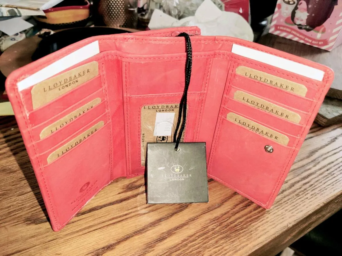 LLOYD BAKER LONDON, New Designer Wallet/Purse ! - Image 2