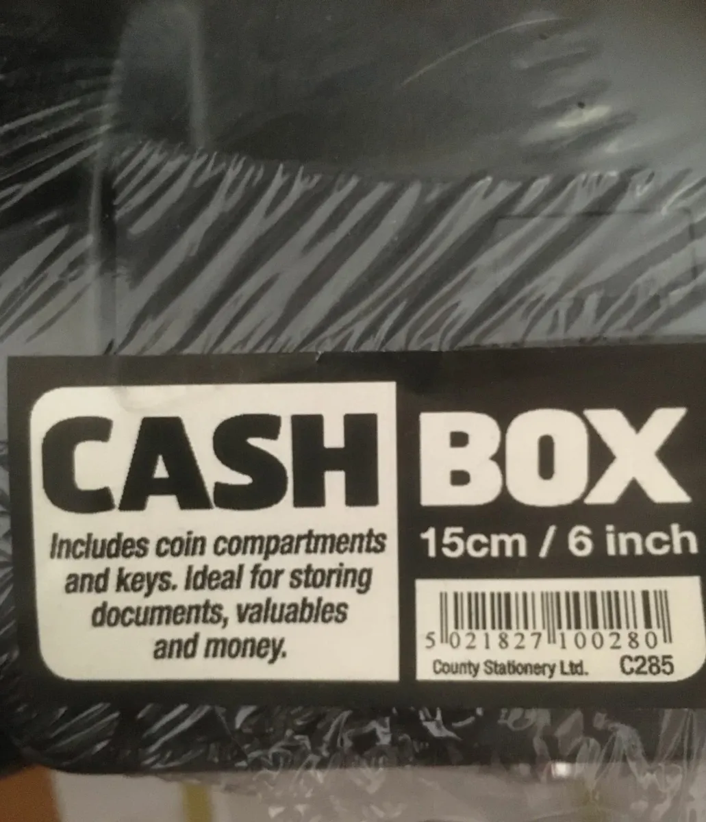 NEW SEALED Set of 4 Cash Boxes with Keys - Image 3