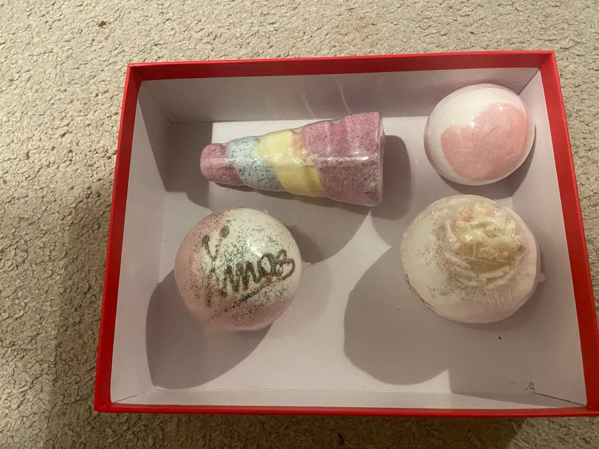Bath bombs - Image 1