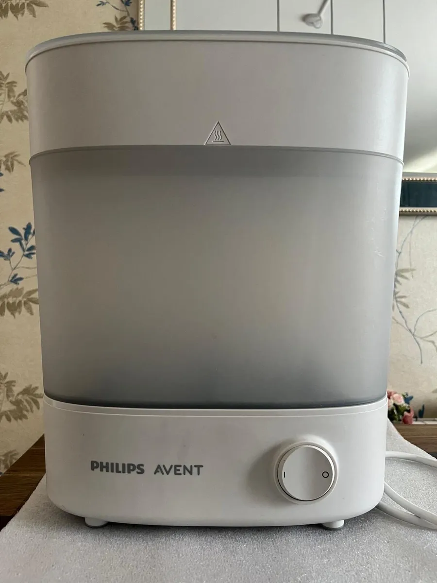 Avent bottle steriliser and NEW-feeding bottles - Image 1
