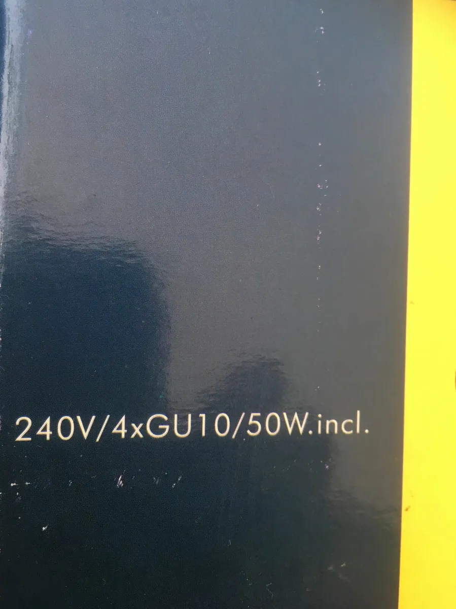 BRAND NEW in box 4 Way Ceiling Light - Image 3