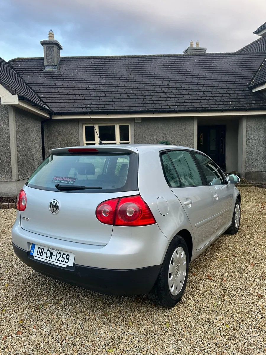 Volkswagen Golf - Image 4