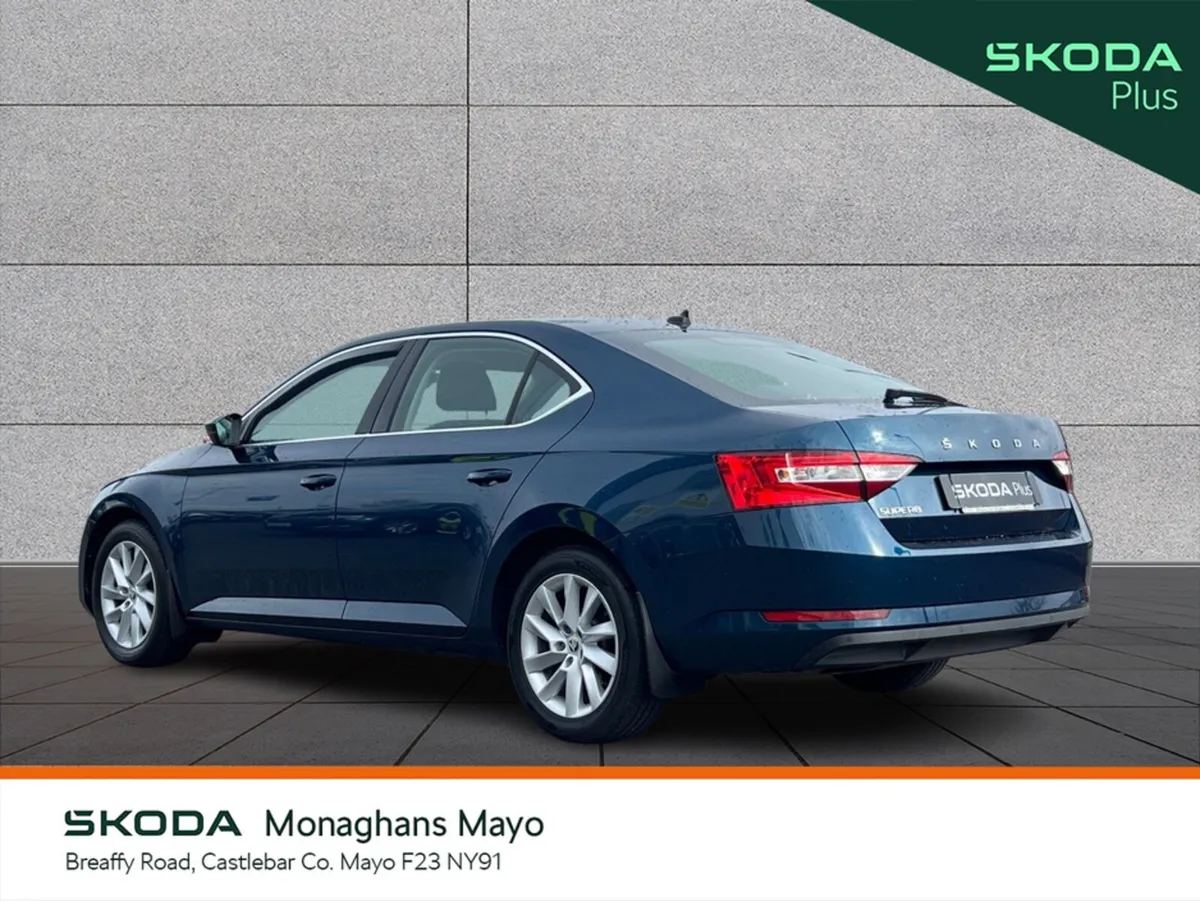 Skoda Superb AMBITION 2.0 TDI 122BHP DSG 5DR - Image 3