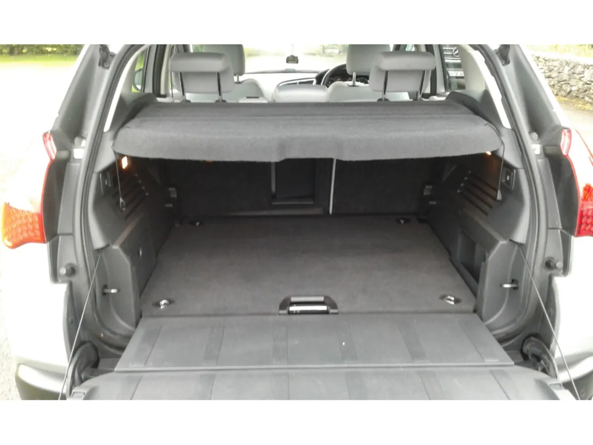 Peugeot 3008 1.6 HDI 112 SPORT 5DR - Image 2