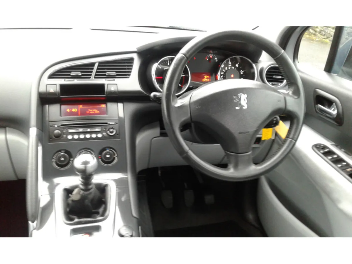 Peugeot 3008 1.6 HDI 112 SPORT 5DR - Image 3