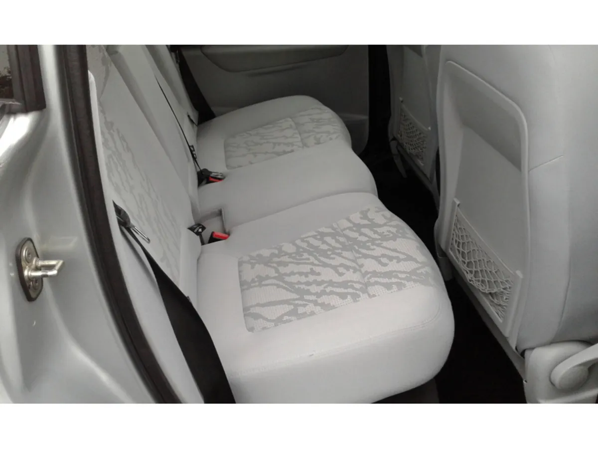 Peugeot 3008 1.6 HDI 112 SPORT 5DR - Image 4