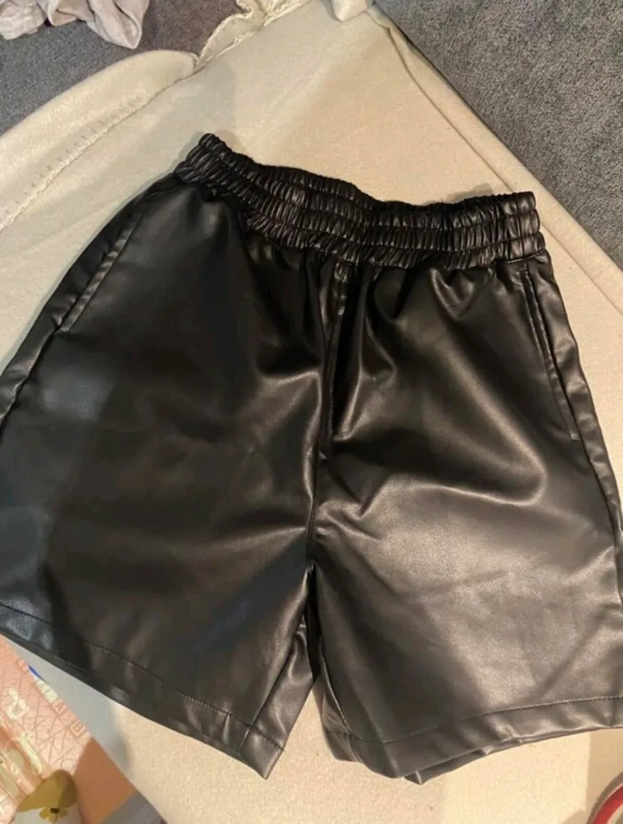 DAZY Elastic Waist PU Leather Shorts — Size S - Image 3