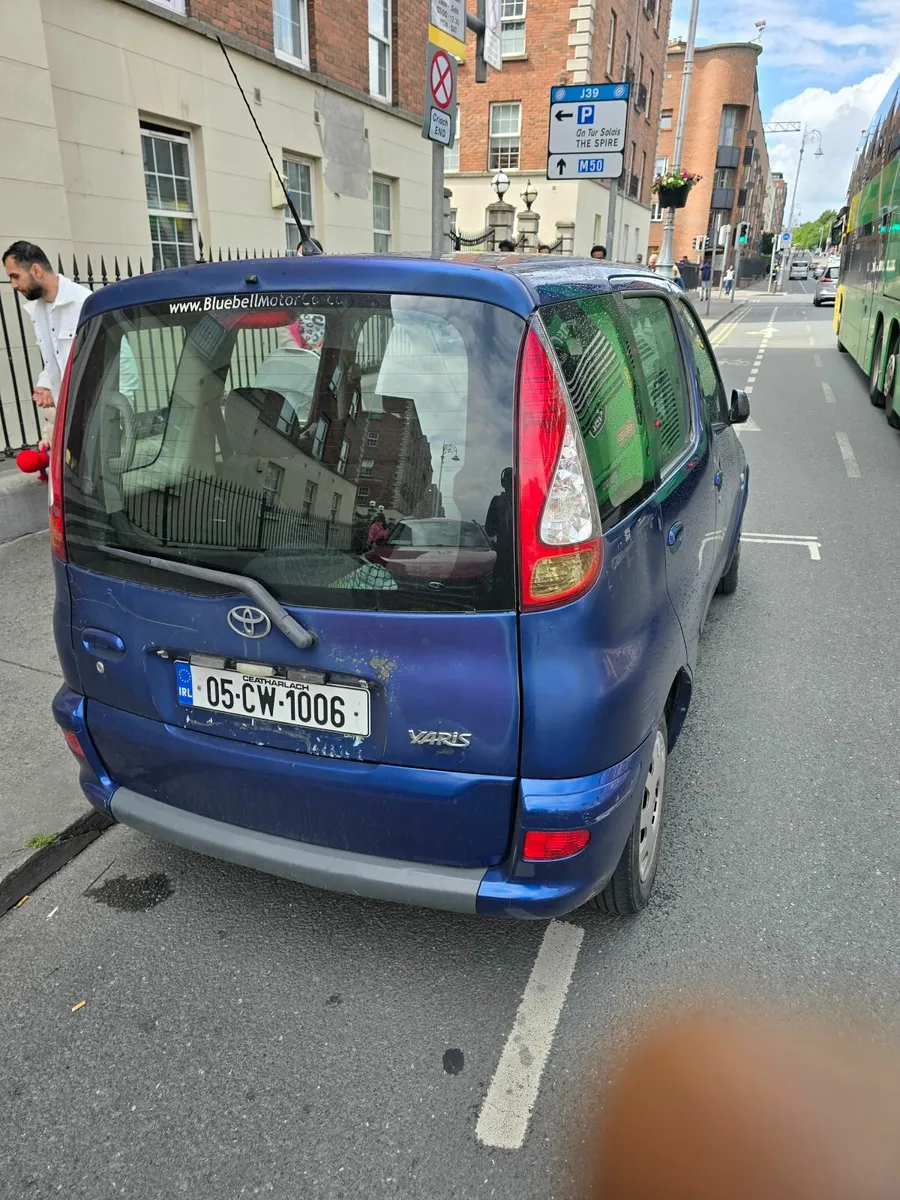 Toyota Yaris 2005 - Image 4