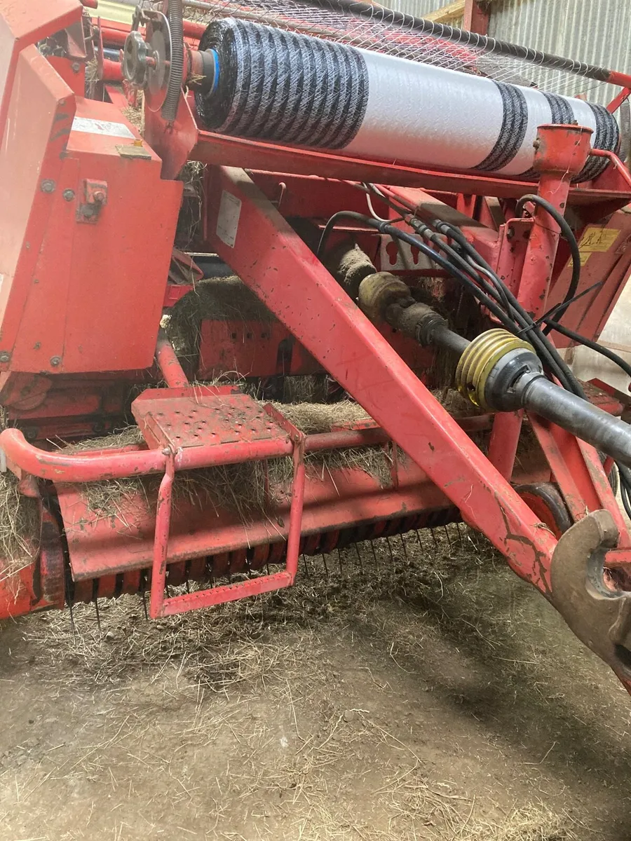 Round baler - Image 3