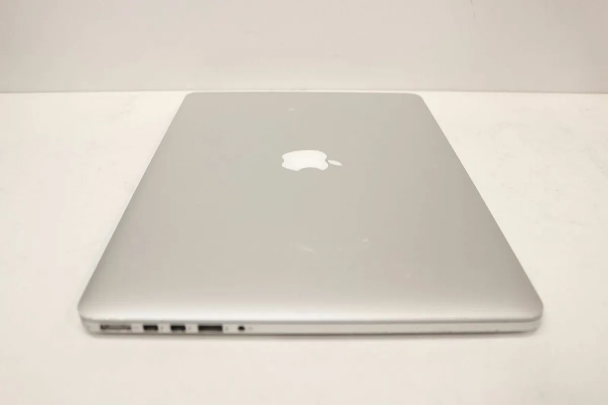 Apple MacBook Pro 15 A1398 Laptop i7 8GB 256GB SSD - Image 3