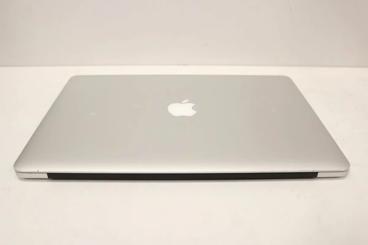 Apple MacBook Pro 15 A1398 Laptop i7 8GB 256GB SSD - Image 4