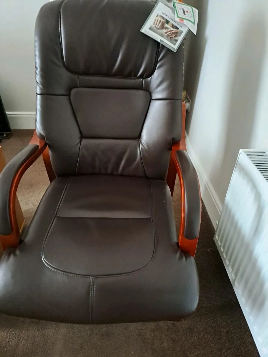 Orthopaedic chair New - Image 1