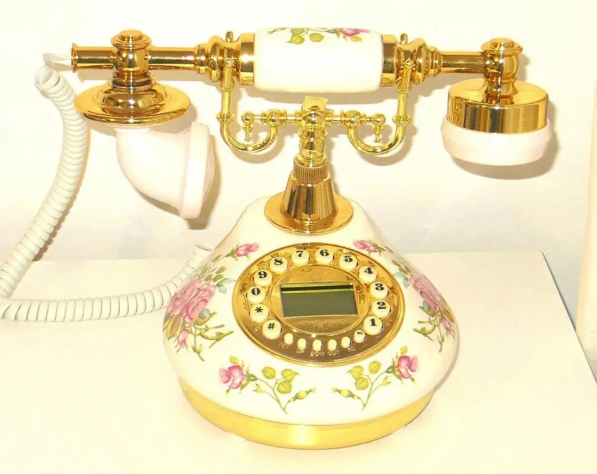 Classic Landline Telephone Vintage Retro Ceramic - Image 2