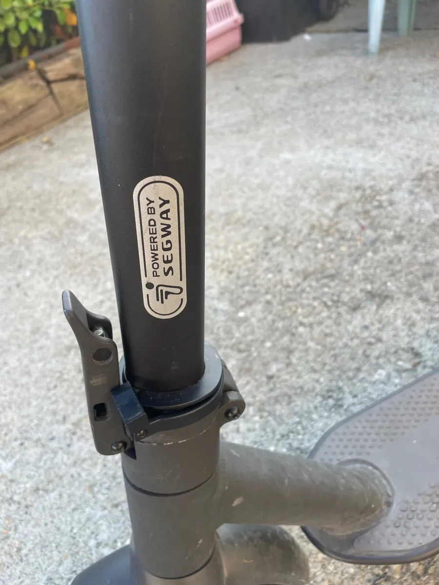 Electric scooter - Image 3