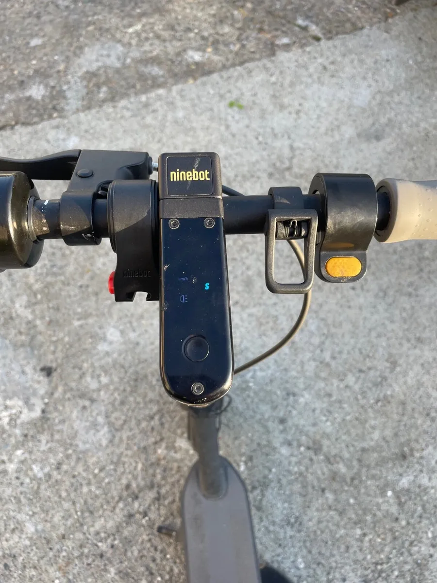 Electric scooter - Image 4