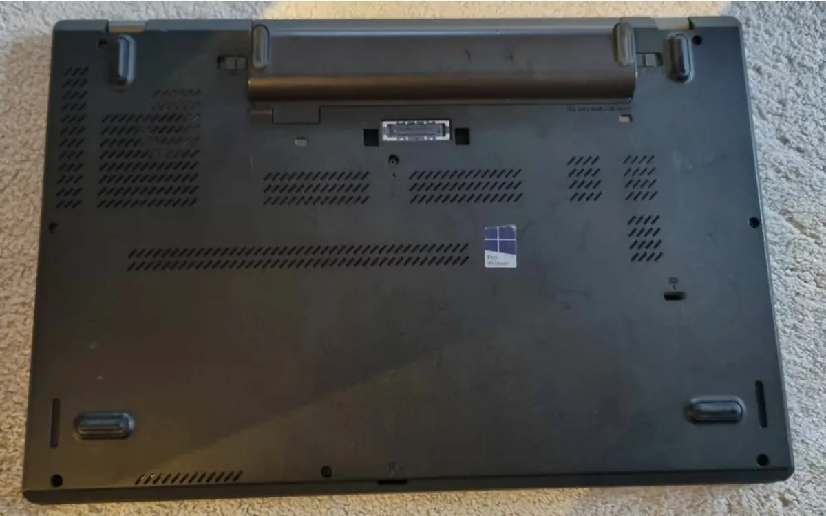 Lenovo ThinkPad P50S 15" i7 16GB 256GB SSD Gaming - Image 3
