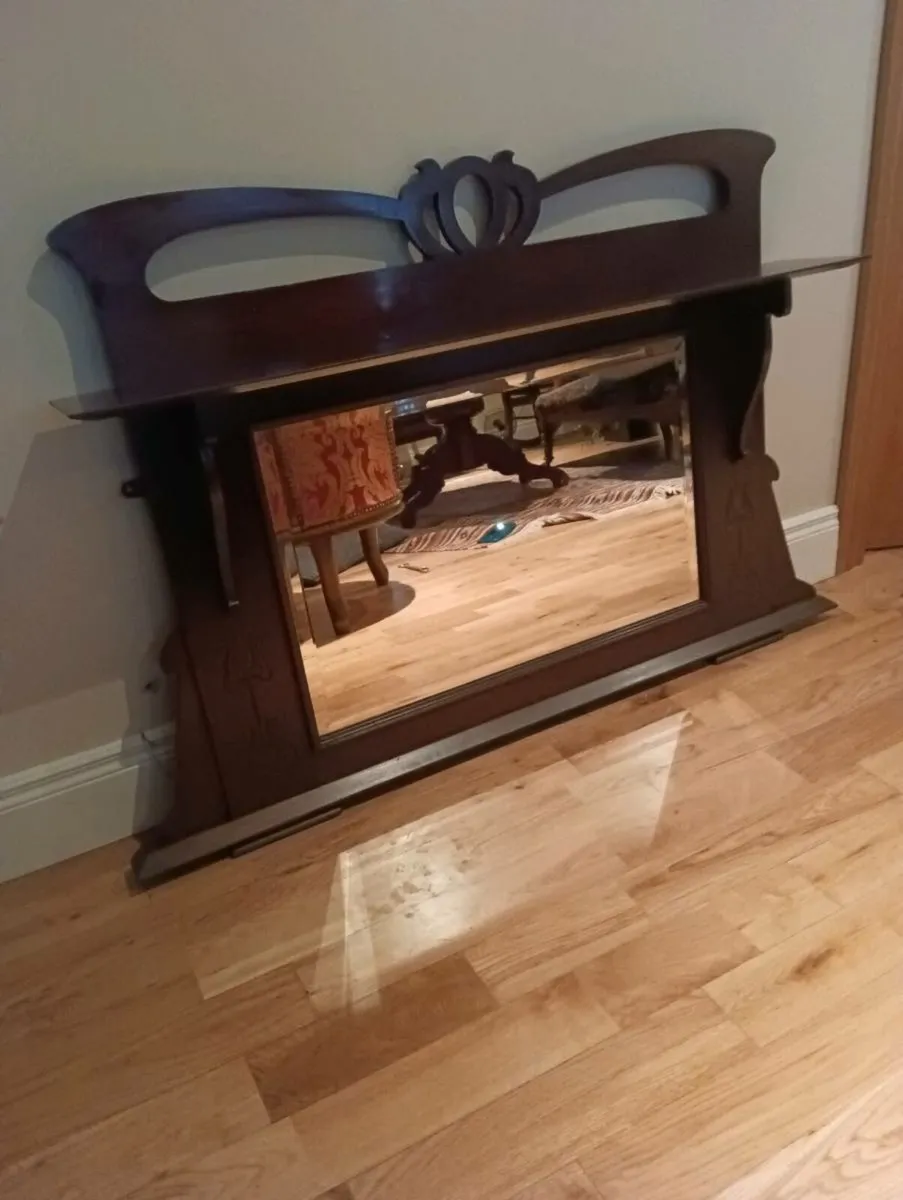 Beautiful over mantle mirror,45 Euro - Image 1