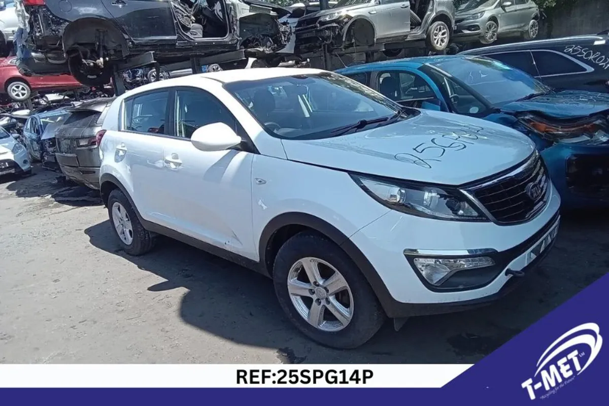 2015 KIA SPORTAGE BREAKING FOR PARTS - Image 3