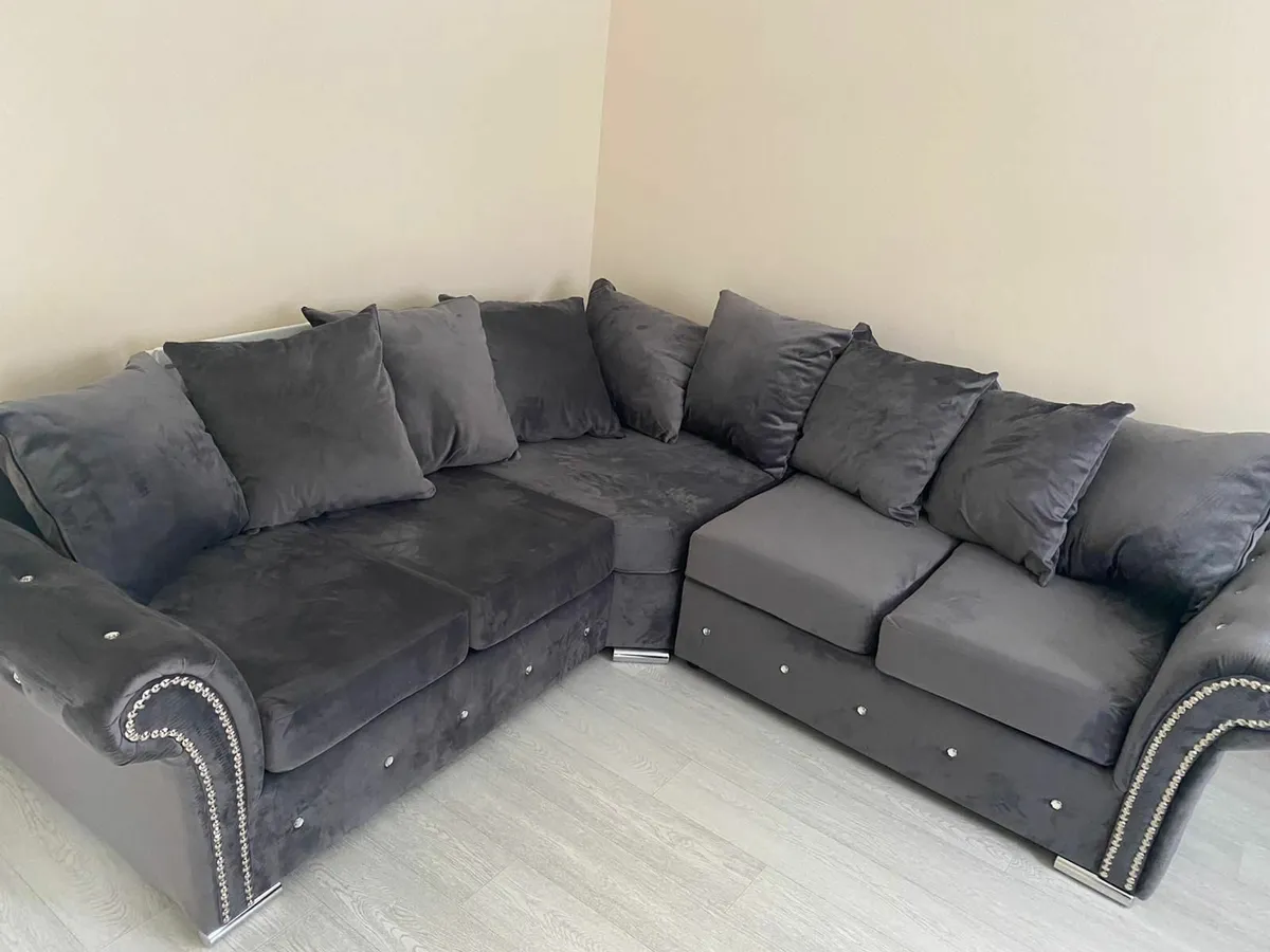 Brand New Sofas 3/2 - Image 4