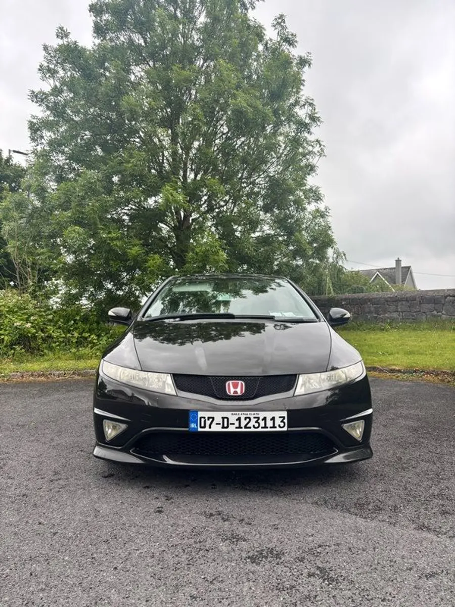 Honda Civic Type R GT - Image 2