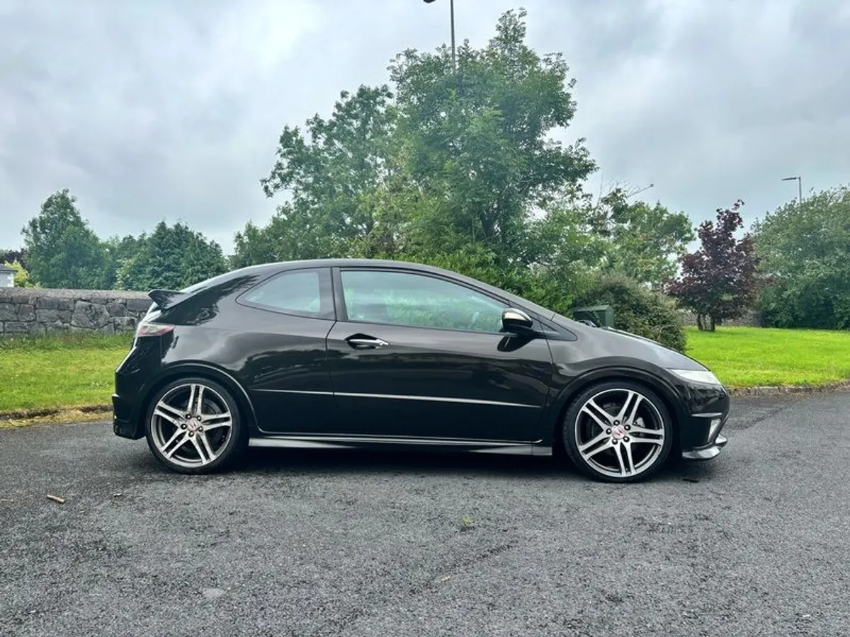 Honda Civic Type R GT - Image 3