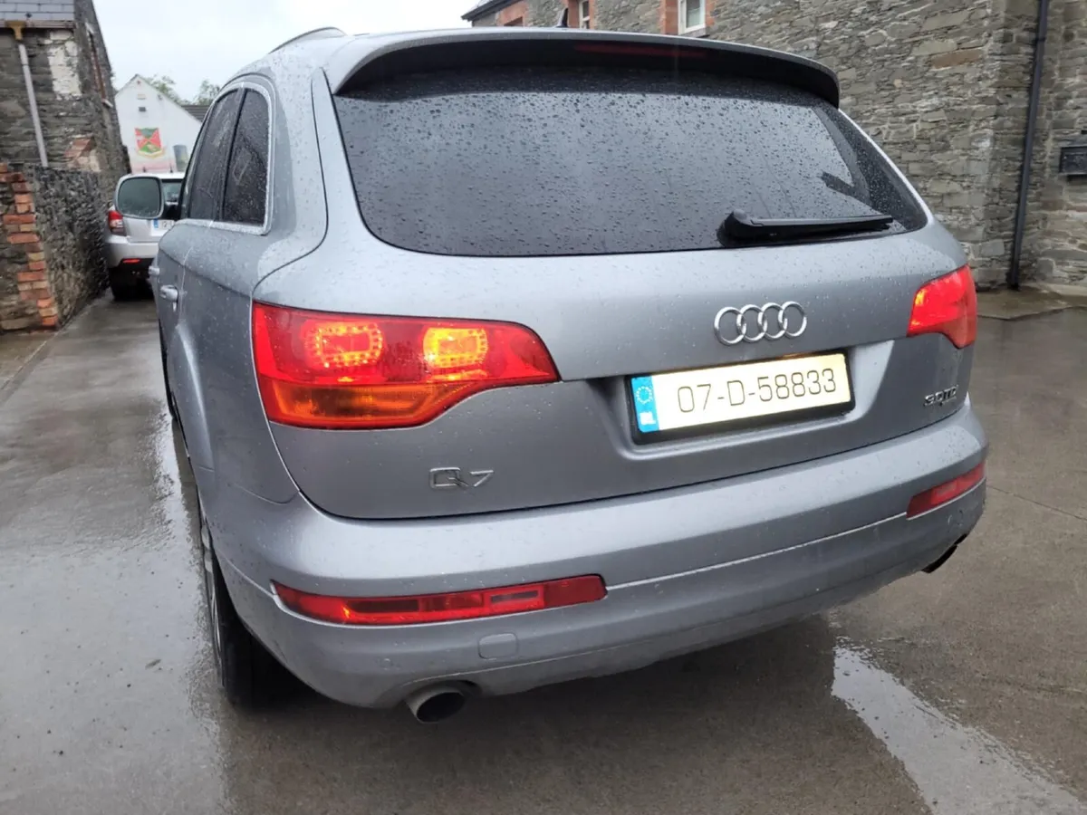 Audi Q7 Quattro New Nct F.S.H 7 Seat - Image 4