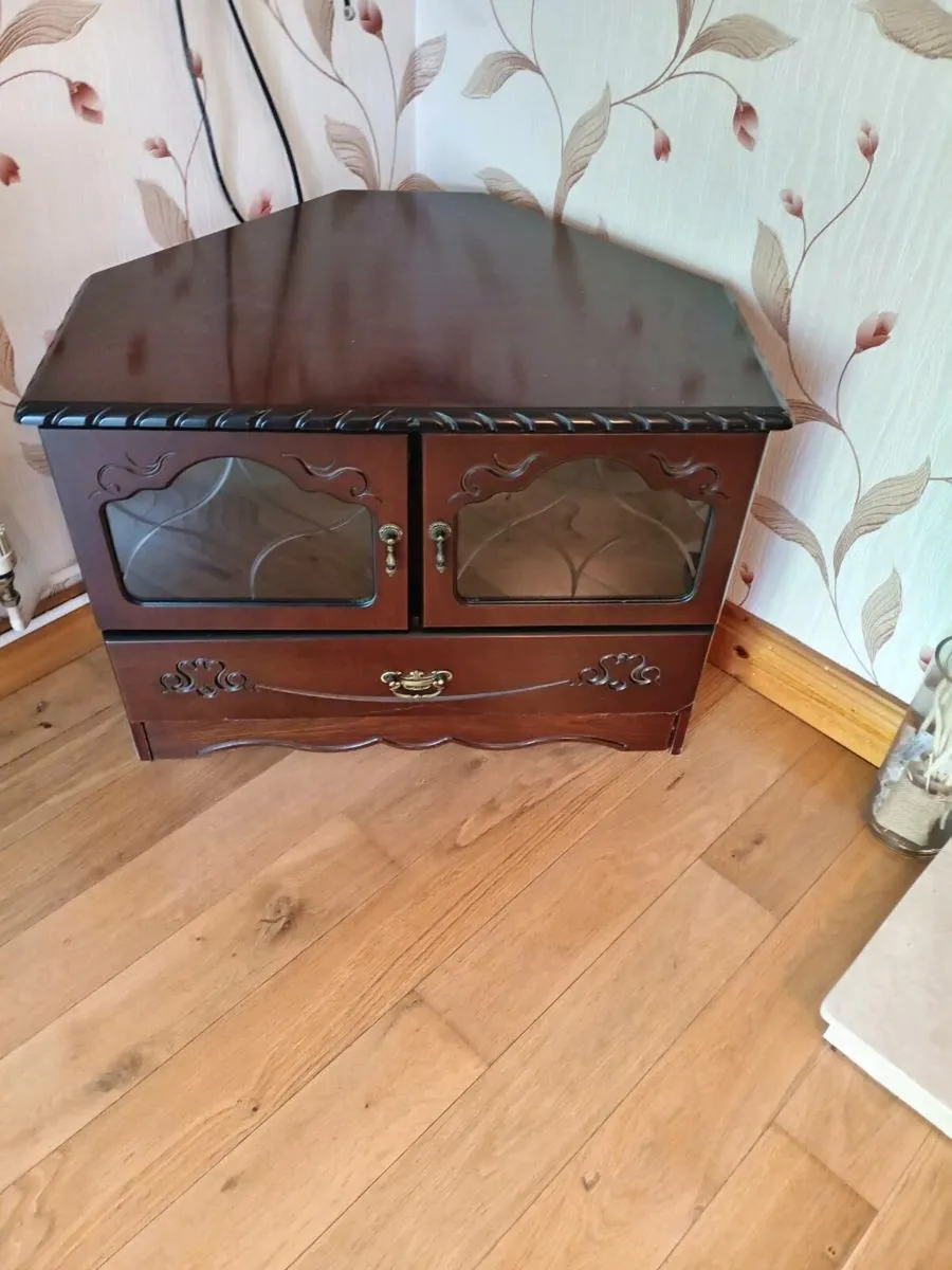 Mahogany units - Image 2