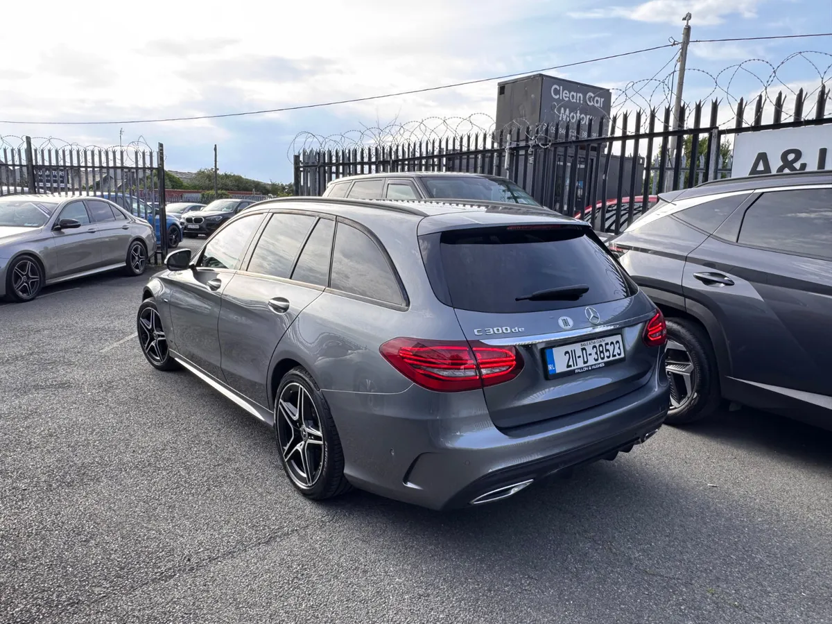 2021 Mercedes C-Class AMG Hybrid - Image 4