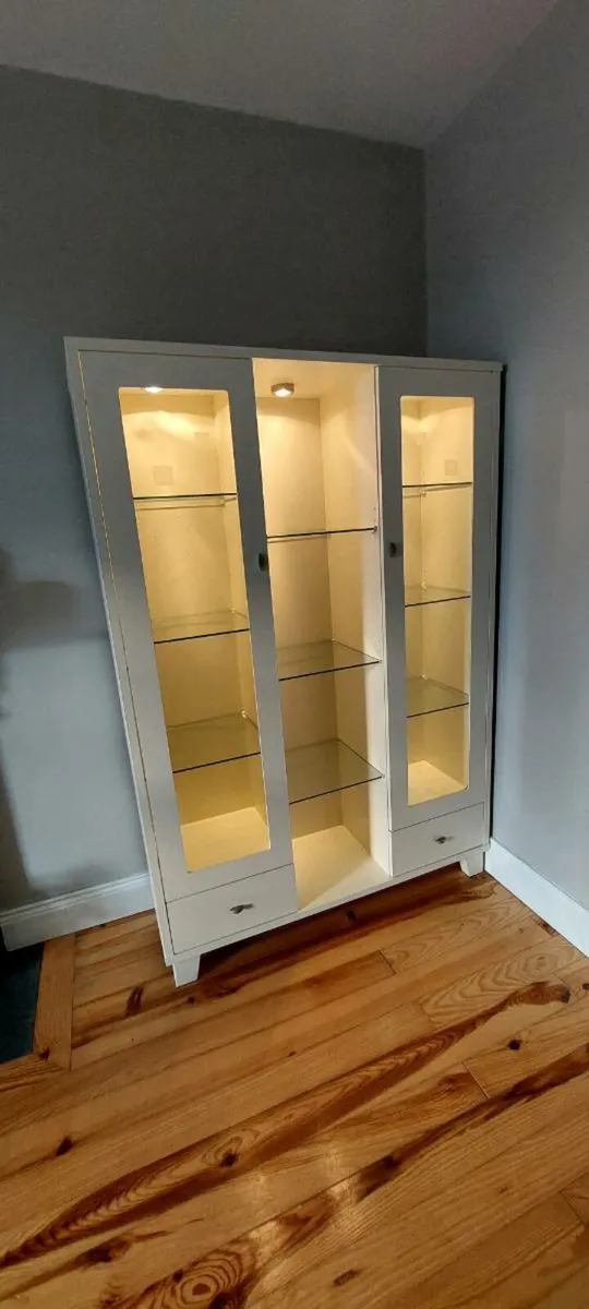 Display Cabinets - Image 1