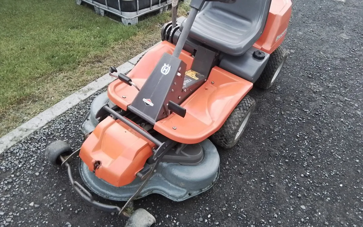 Ride on mower - Image 4