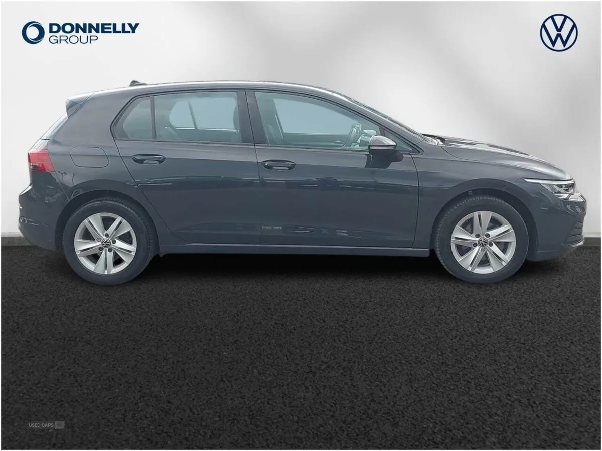Volkswagen Golf 2.0 TDI Life 5dr - Image 4
