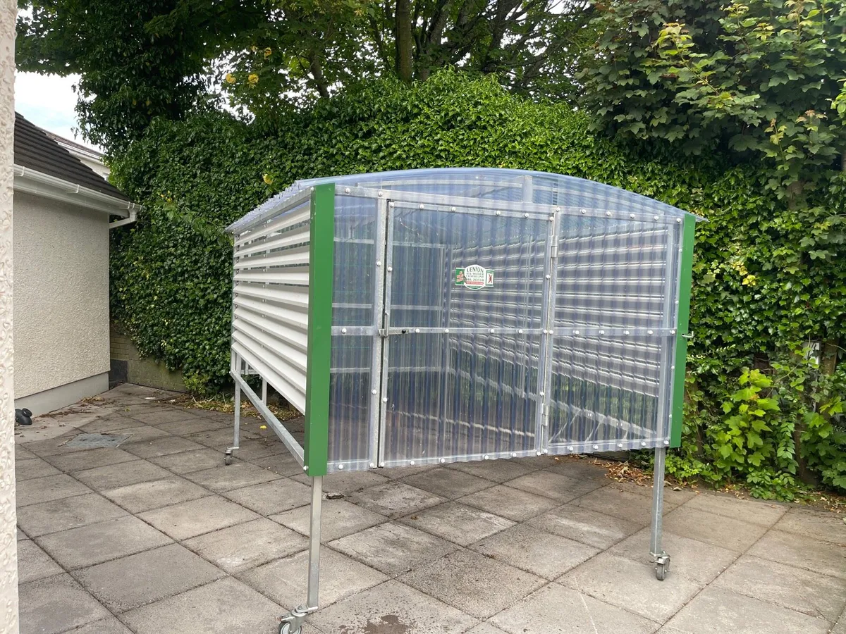 All Weather Clothes Line - Image 1
