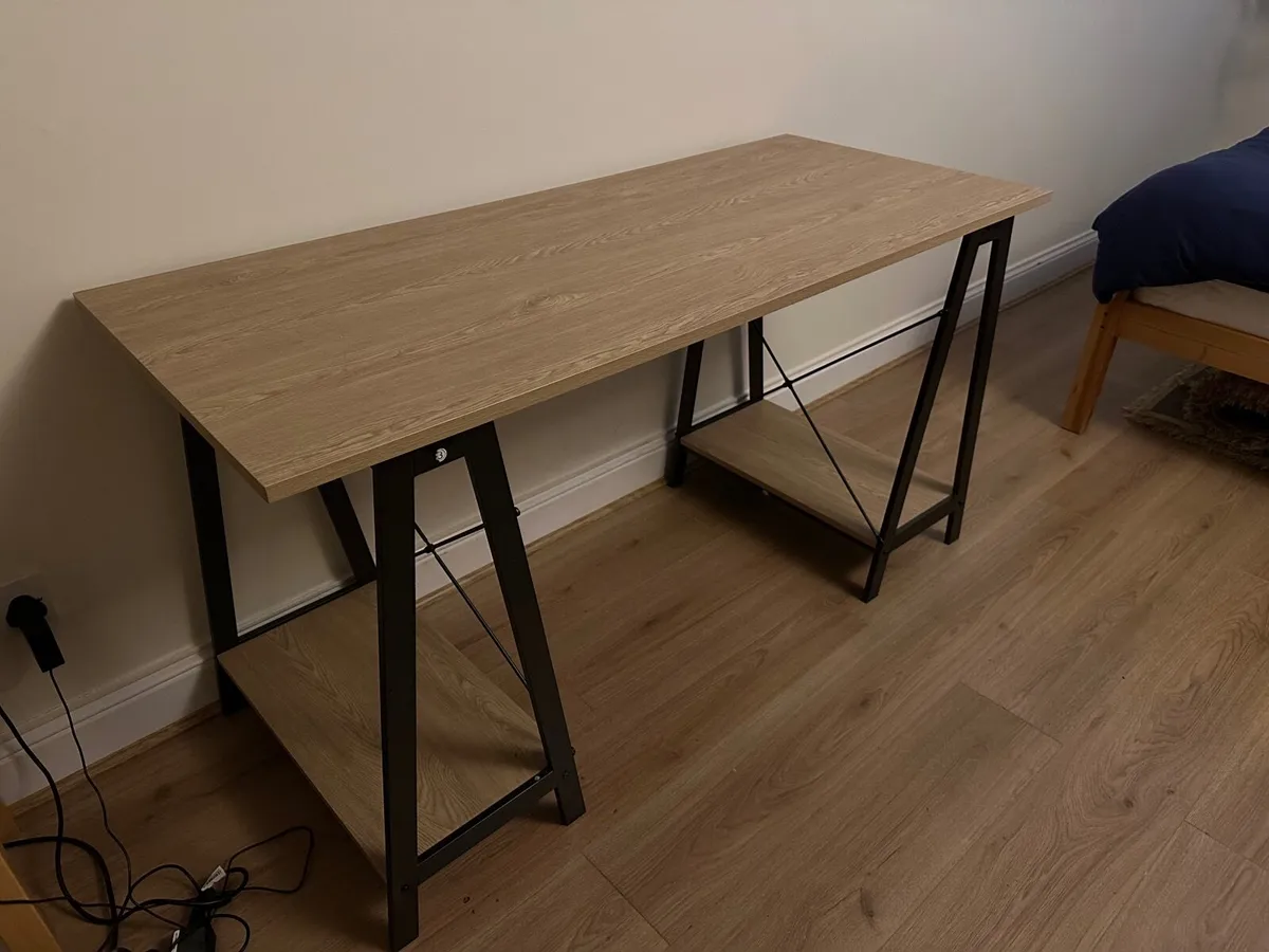 Desk table - Image 2