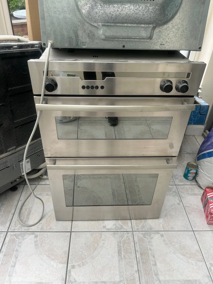 Neff double built in oven & microwave - Image 1