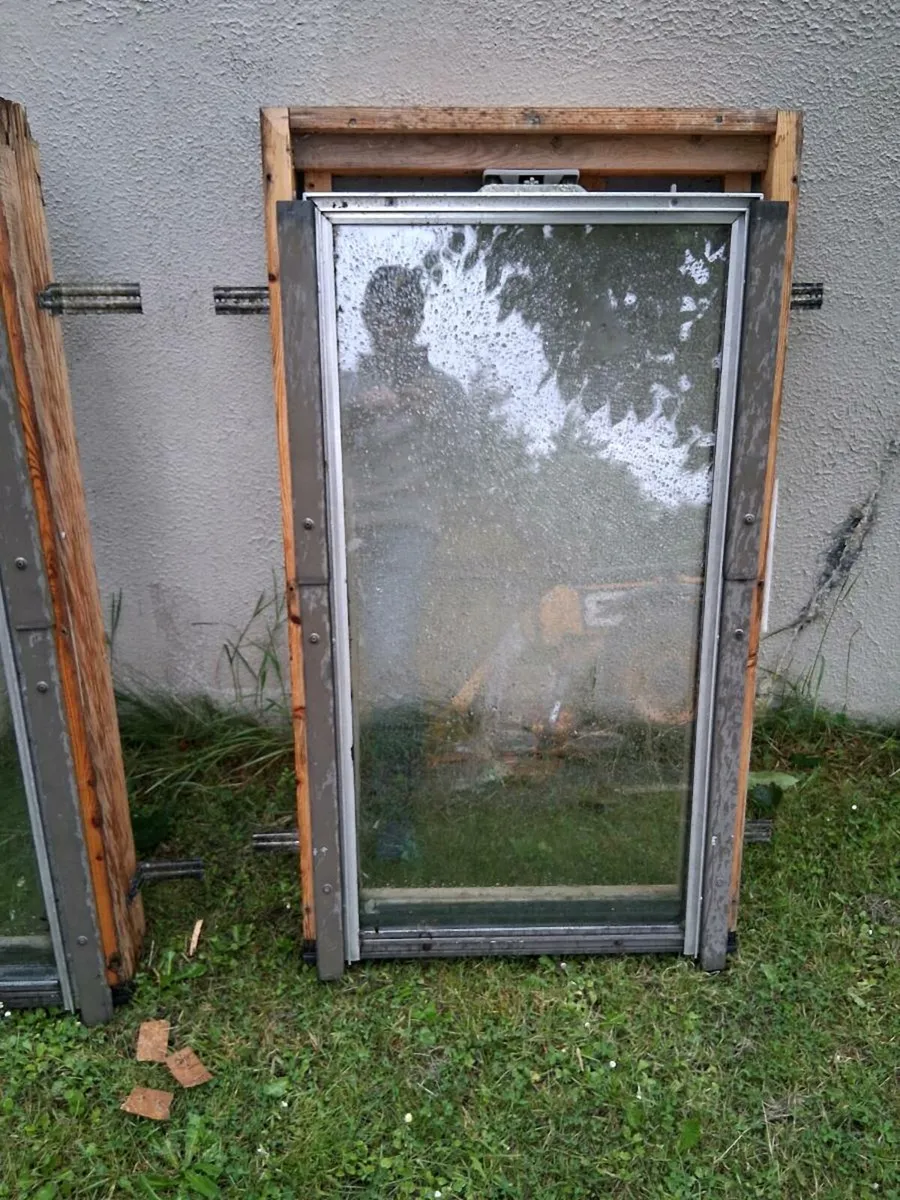 Velux Windows free to take away - Image 1